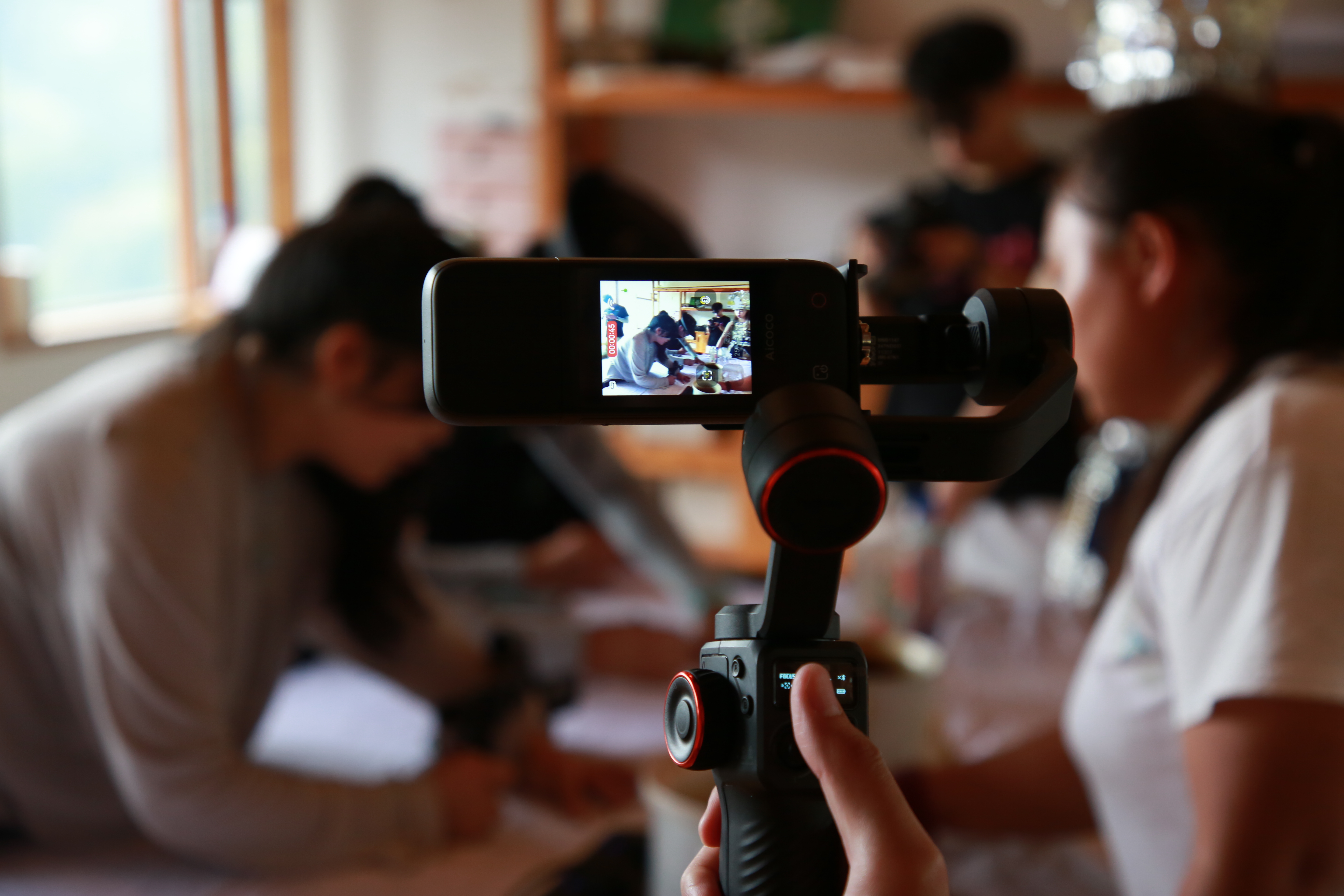 地上铁X中国乡村发展基金会，携手大眼猴开启公益之旅！